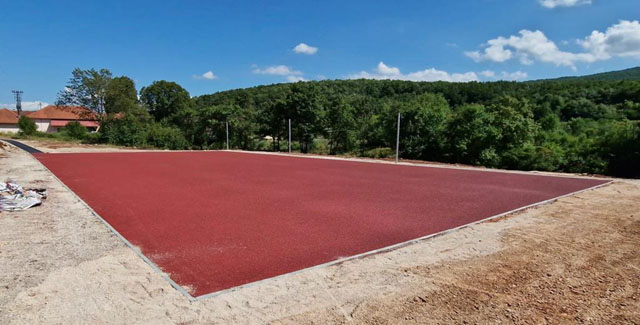 Kao rijetko tko Švica dobiva tartan (gumeno) igralište                                                                                                                                                                                                    